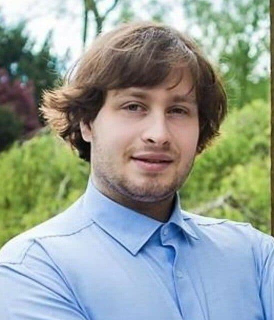 «Поддерживать, а не навязывать решения»: искусство помогать командам расти